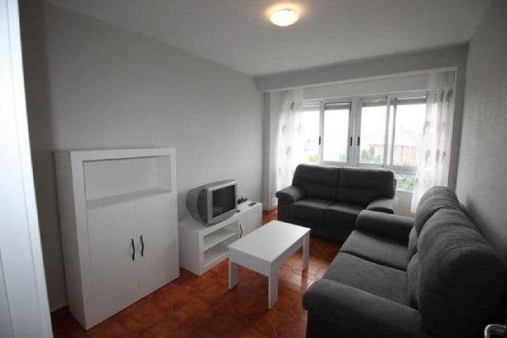 3 bedrooms apartment for rent in Santander, Spain - Image 4