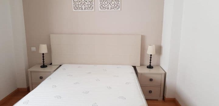 1 bedroom apartment for rent in Zaragoza, Spain - Image 2