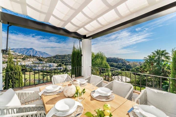 4 bedrooms house for rent in Benahavis, Spain - Image 3