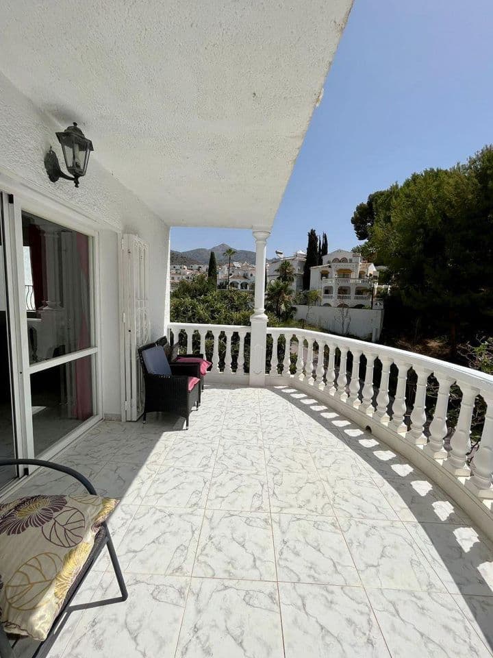 4 bedrooms house for sale in Nerja, Spain - Image 12