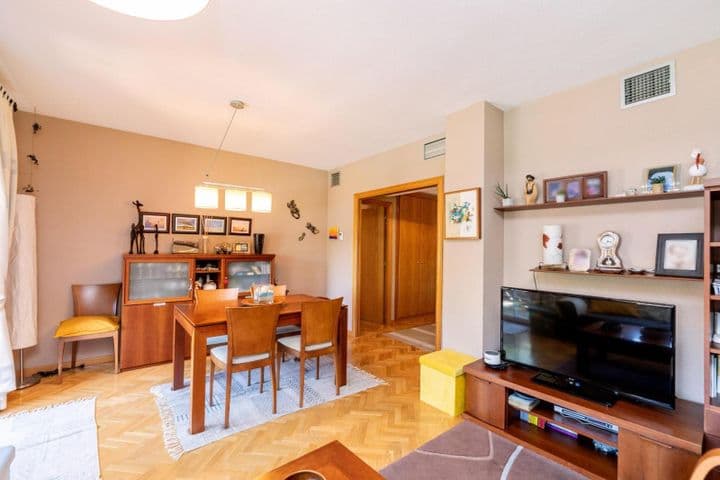 3 bedrooms apartment for sale in Majadahonda, Spain - Image 4