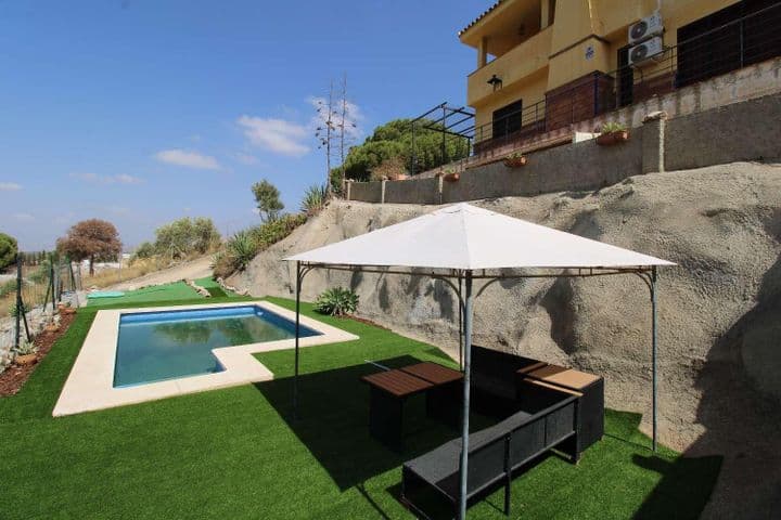 5 bedrooms house for rent in Alhaurin de la Torre, Spain - Image 9