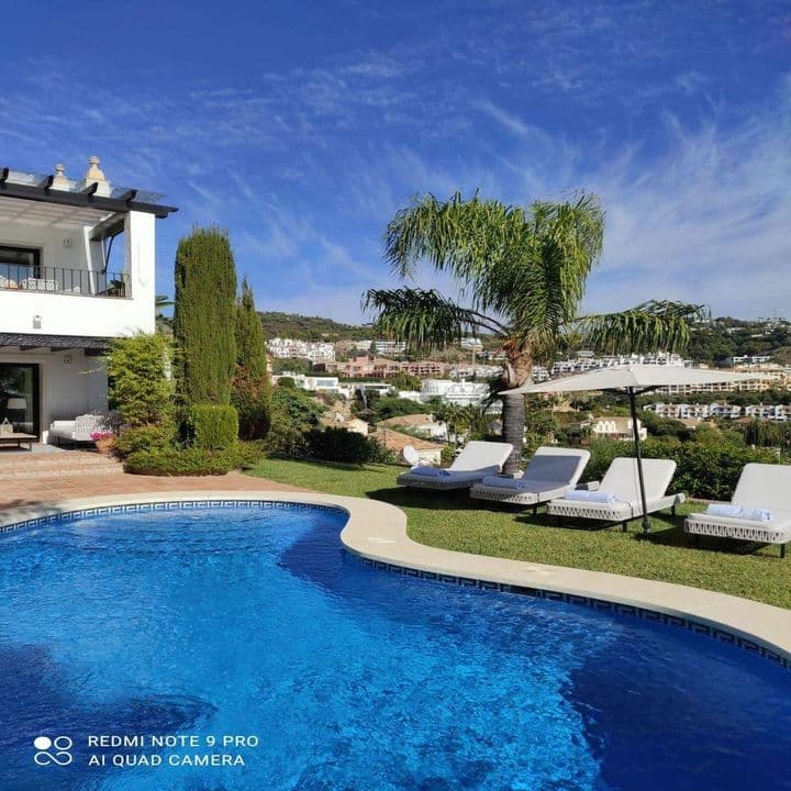 4 bedrooms house for rent in Benahavis, Spain - Image 2