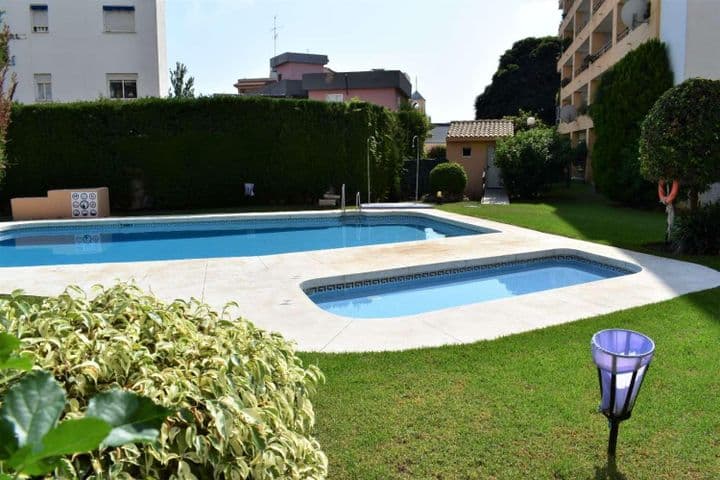 2 bedrooms apartment for rent in Parque de la Paloma, Spain - Image 5