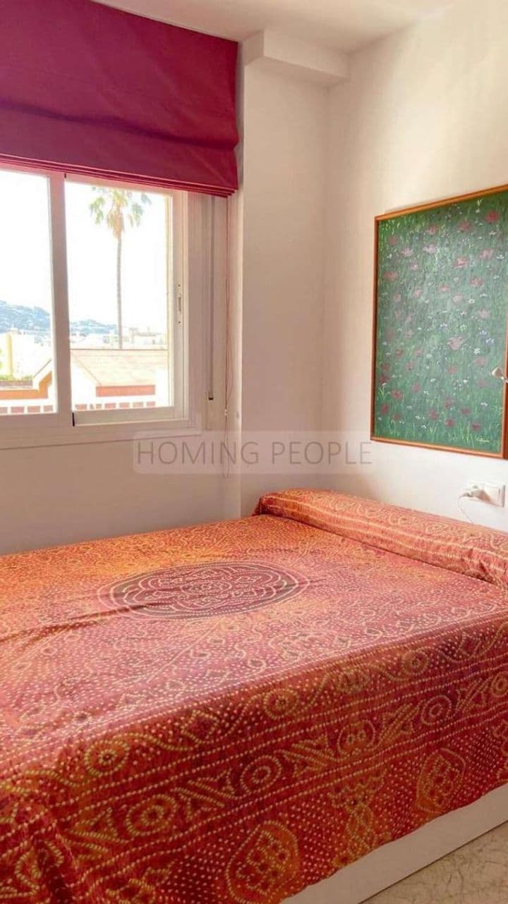 3 bedrooms apartment for rent in La Herradura quarter, Spain - Image 10