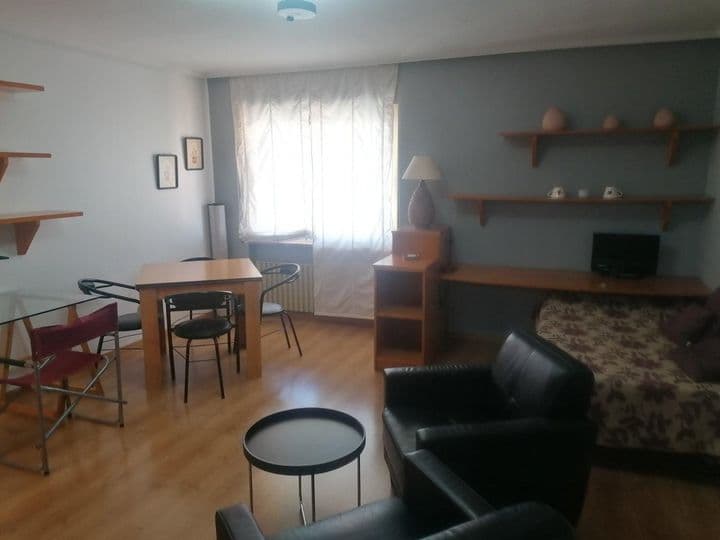 1 bedroom apartment for rent in Centro quarter, Spain - Image 6