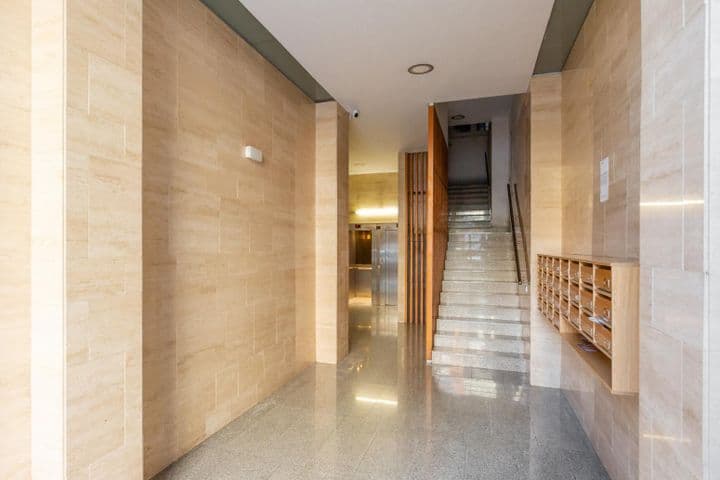 2 bedrooms apartment for rent in Pamplona, Spain - Image 3