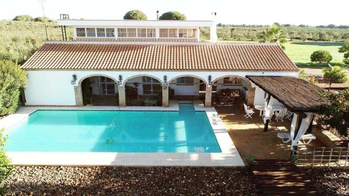 4 bedrooms house for sale in Seville, Spain - Image 2