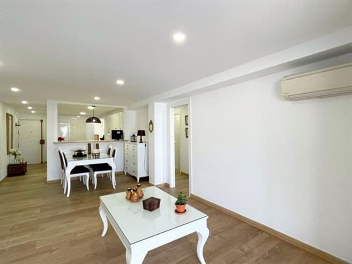 2 bedrooms apartment for sale in Fuengirola, Spain - Image 3