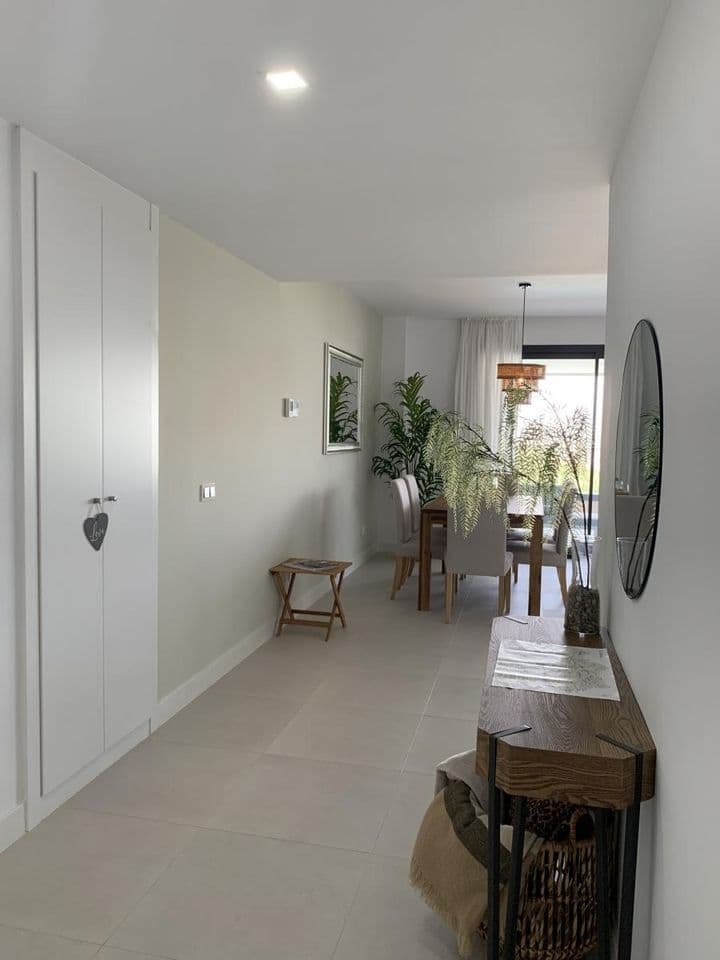 2 bedrooms apartment for rent in Estepona Pueblo, Spain - Image 3