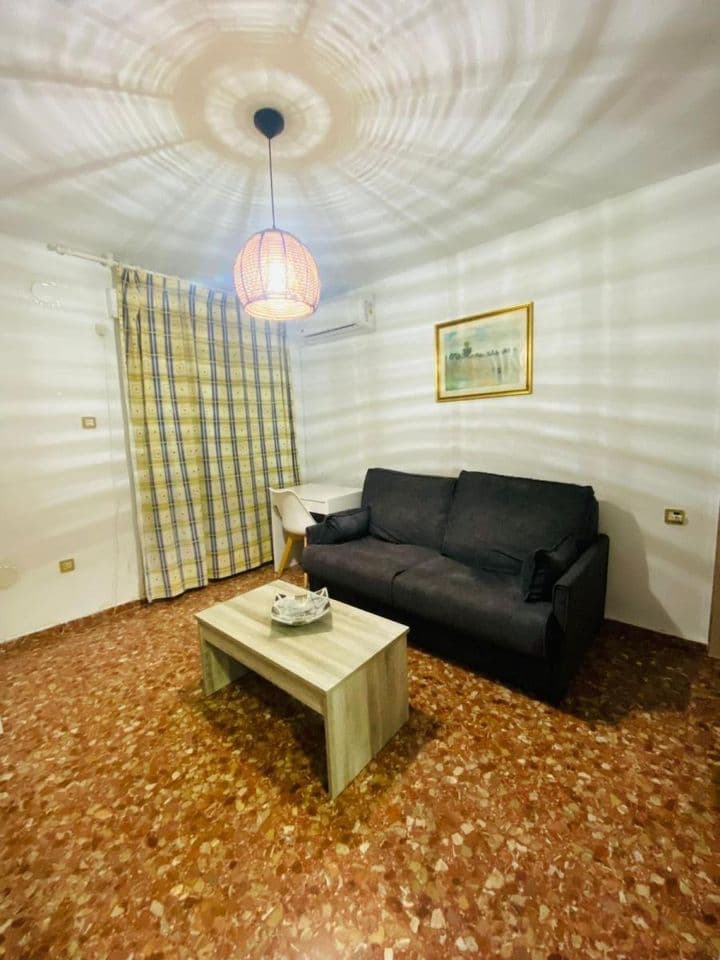 Apartment for rent in Beiro, Spain - Image 4