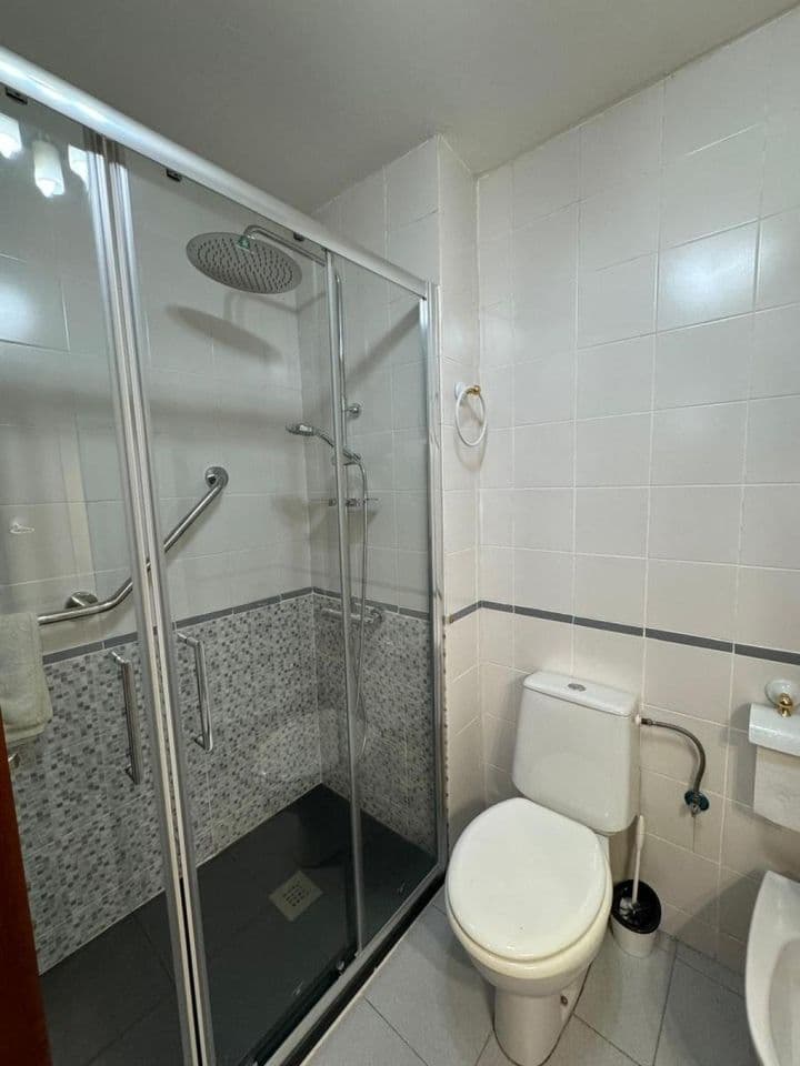 1 bedroom apartment for sale in Puente de Vallecas, Spain - Image 11