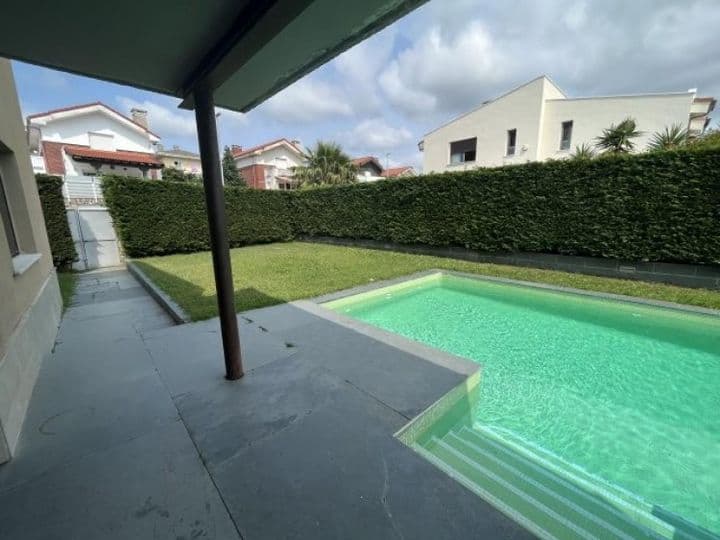 4 bedrooms house for sale in Santander, Spain - Image 4