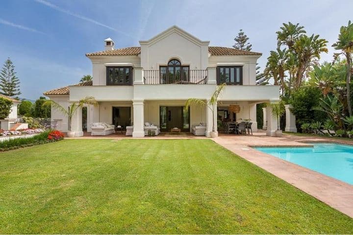 6 bedrooms house for rent in Estepona, Spain