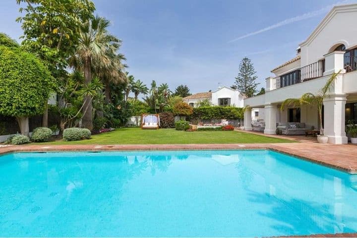 6 bedrooms house for rent in Estepona, Spain - Image 6