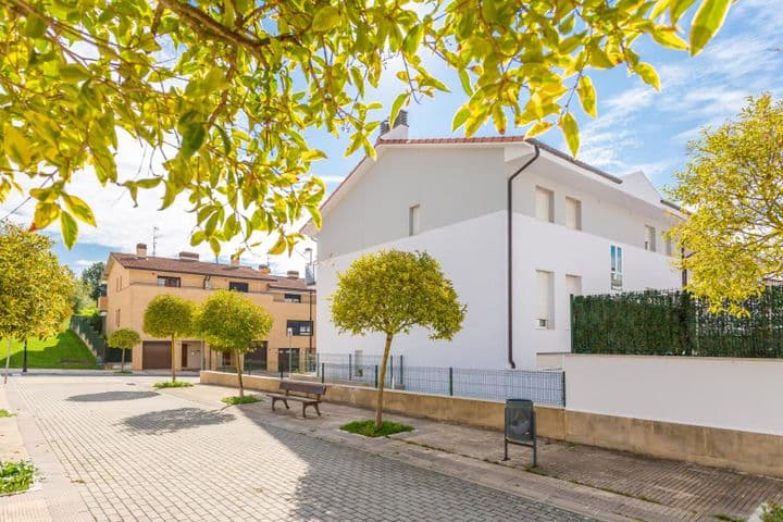 3 bedrooms apartment for sale in Cuenca de Pamplona, Spain - Image 2