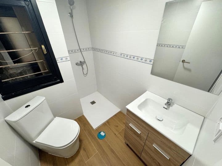 3 bedrooms apartment for sale in Distrito 2, Spain - Image 6