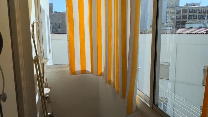 2 bedrooms apartment for rent in Centro, Spain - Image 10