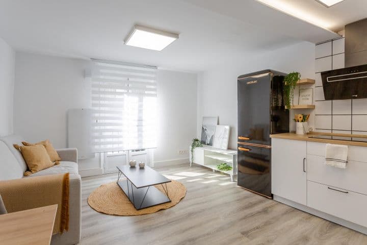 1 bedroom apartment for sale in Pamplona, Spain - Image 3