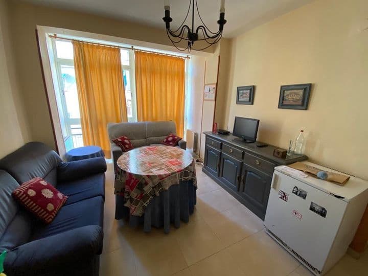 4 bedrooms apartment for rent in Camino de Ronda, Spain - Image 3