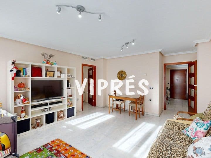 3 bedrooms apartment for sale in Caceres‎, Spain