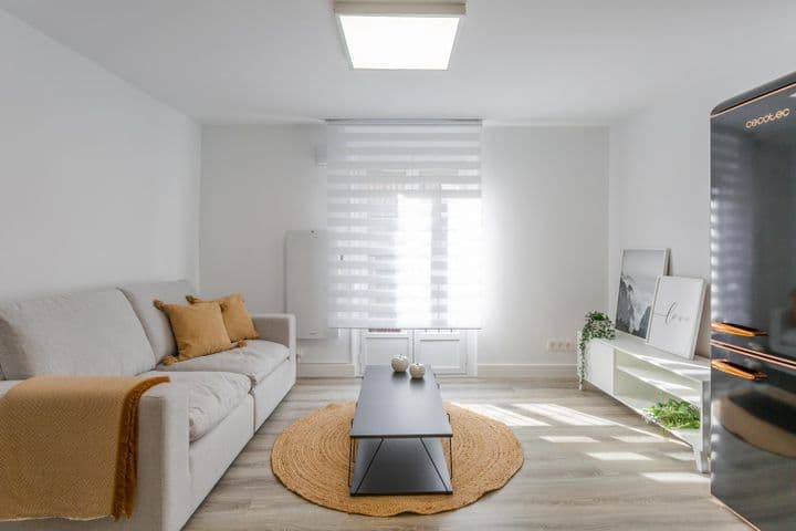 1 bedroom apartment for sale in Pamplona, Spain - Image 4