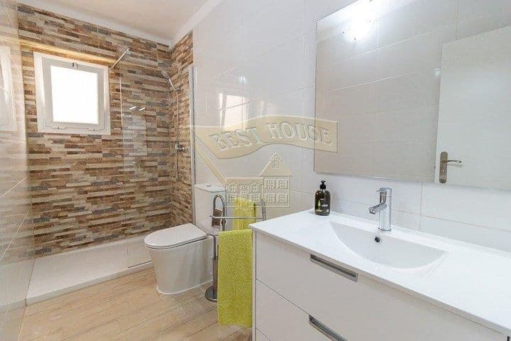 4 bedrooms apartment for rent in Valencia, Spain - Image 7