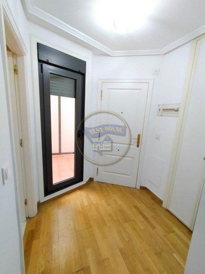 1 bedroom apartment for rent in Vigo, Spain - Image 10