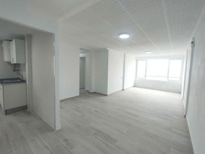 3 bedrooms apartment for sale in Distrito 2, Spain - Image 3