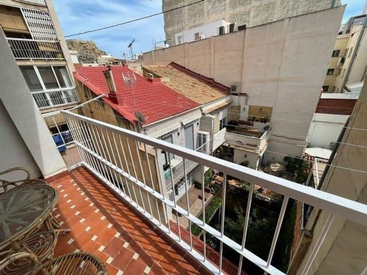 5 bedrooms apartment for sale in Centro, Spain - Image 2