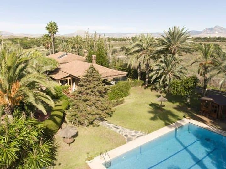 4 bedrooms house for sale in Distrito 4, Spain - Image 2