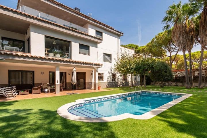 9 bedrooms house for sale in Castelldefels, Spain - Image 3