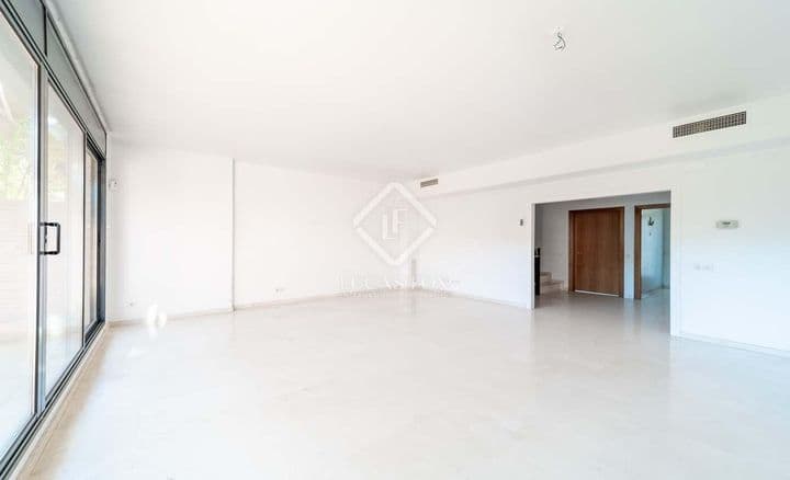 4 bedrooms house for rent in Gava, Spain - Image 5