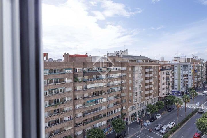 2 bedrooms apartment for rent in Valencia, Spain - Image 10