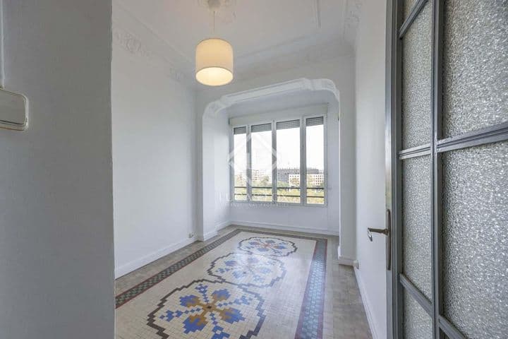 5 bedrooms apartment for rent in Valencia, Spain - Image 5