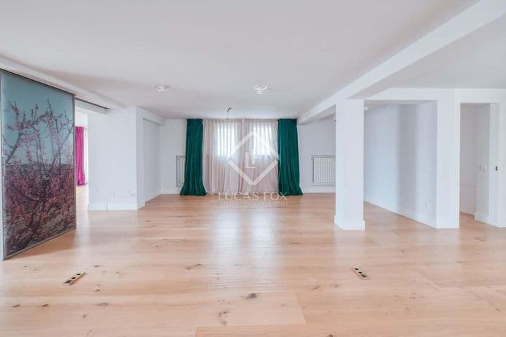 3 bedrooms apartment for sale in Madrid, Spain - Image 2