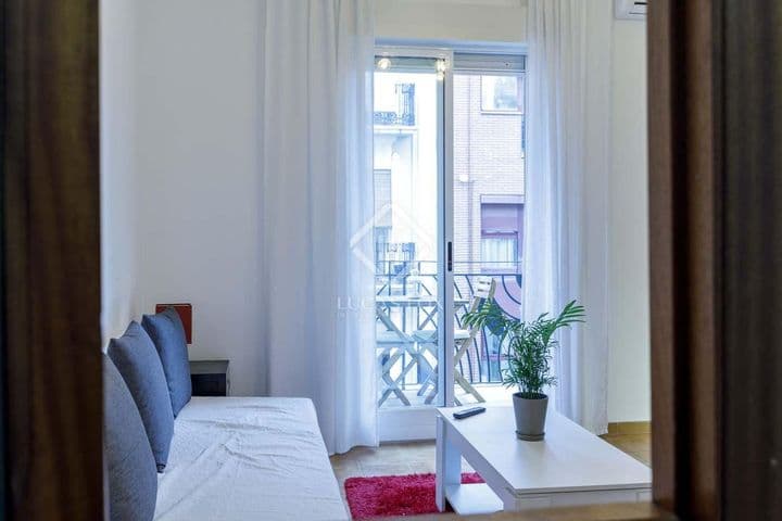 3 bedrooms apartment for rent in Valencia, Spain - Image 2