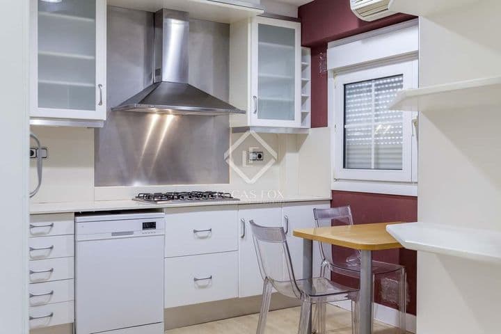 3 bedrooms apartment for rent in Valencia, Spain - Image 8