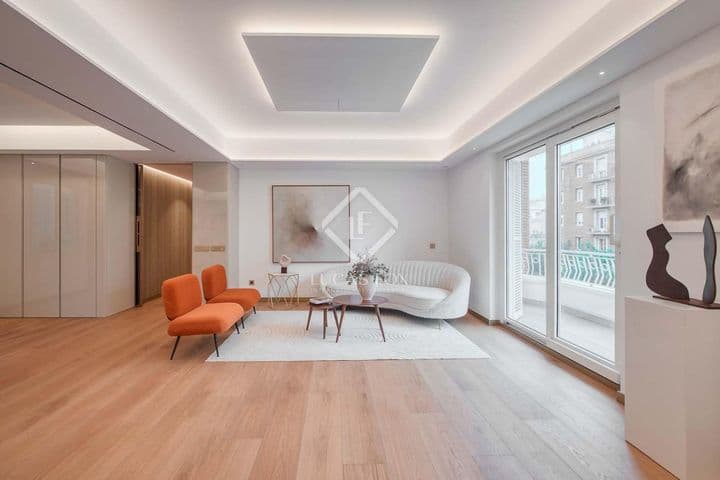 5 bedrooms apartment for sale in Madrid, Spain - Image 4