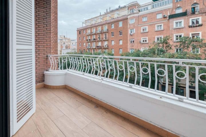 5 bedrooms apartment for sale in Madrid, Spain - Image 10