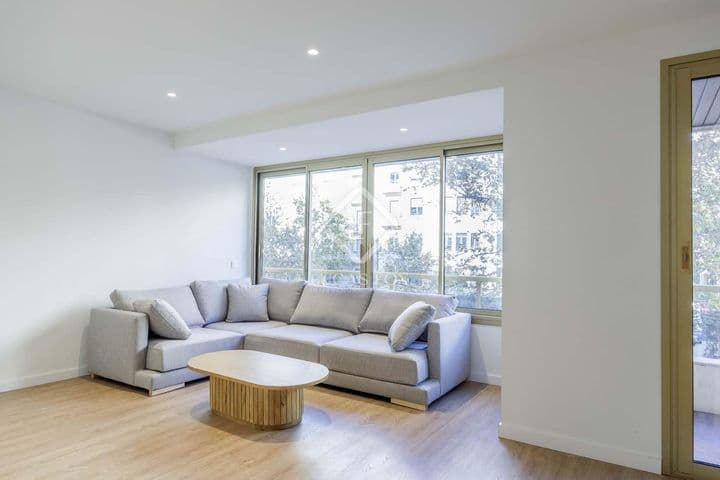 3 bedrooms apartment for rent in Valencia, Spain - Image 2