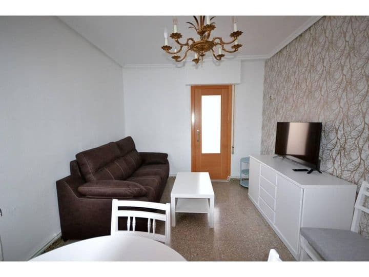 3 bedrooms apartment for rent in Palencia, Spain - Image 3