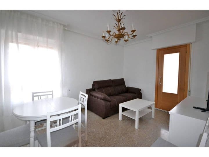 3 bedrooms apartment for rent in Palencia, Spain - Image 5