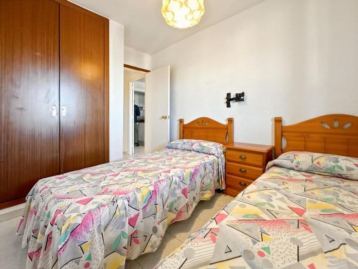 2 bedrooms apartment for rent in Benicasim, Spain - Image 9