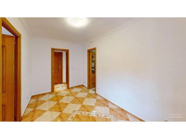 2 bedrooms apartment for rent in Latina, Spain - Image 2