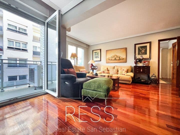 4 bedrooms apartment for sale in Donostia-San Sebastian, Spain - Image 4