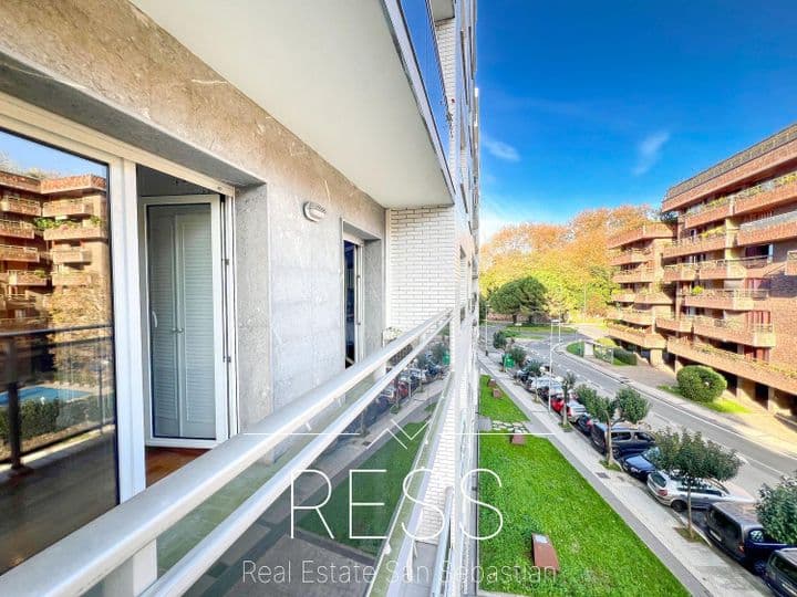 4 bedrooms apartment for sale in Donostia-San Sebastian, Spain - Image 2