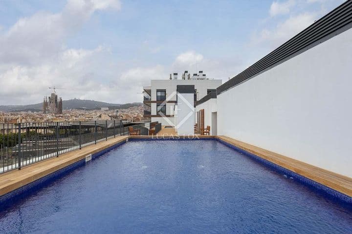 3 bedrooms apartment for rent in Barcelona, Spain - Image 2