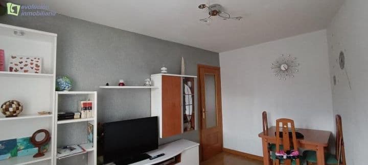 2 bedrooms apartment for sale in Burgos, Spain - Image 2