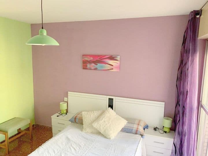 3 bedrooms apartment for rent in Granada, Spain - Image 2